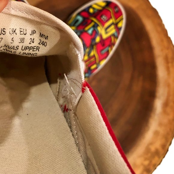 Red Abstract Design Bucketfeet Sneakers, Sz 7, EUC - Picture 7 of 7